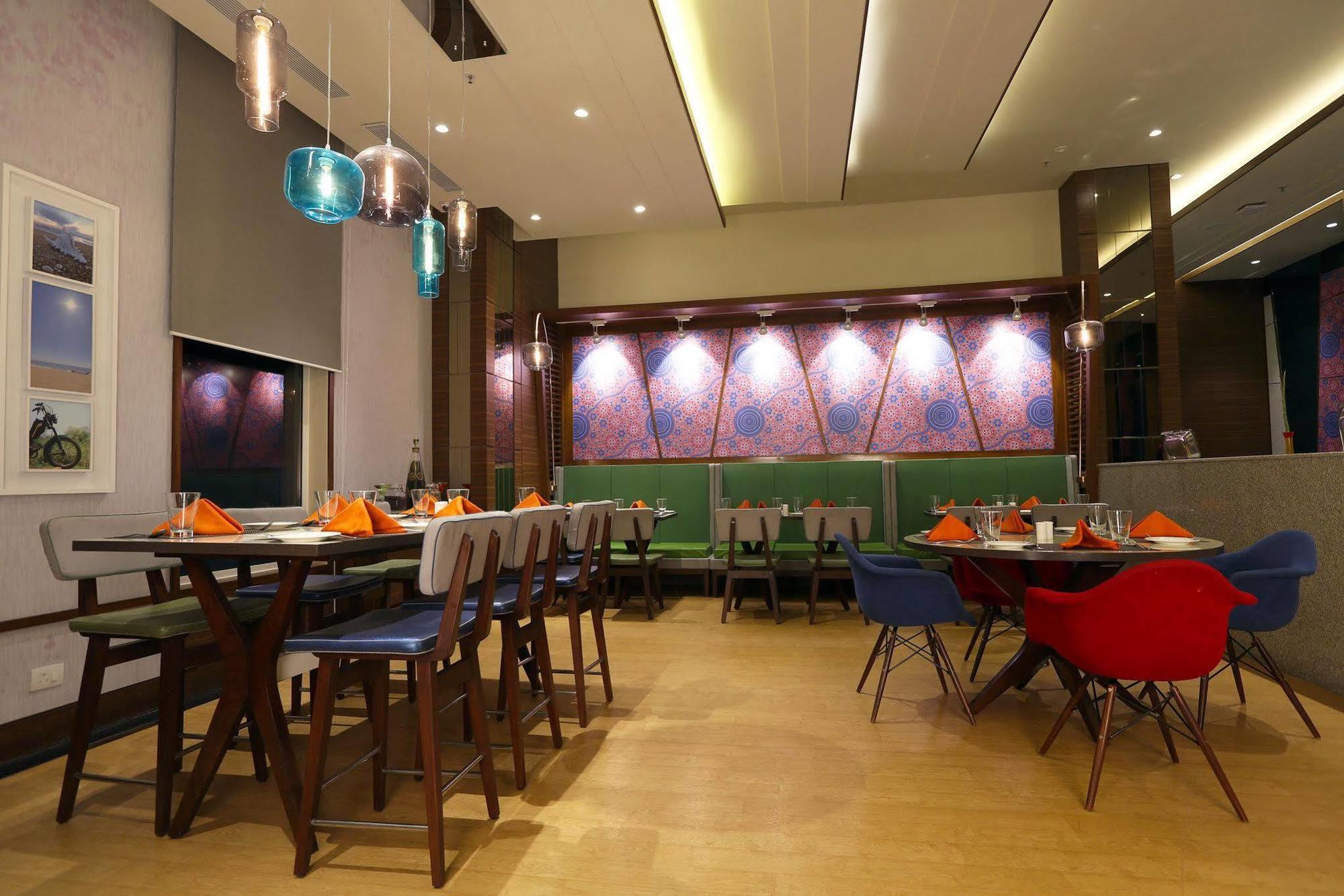 Holiday Inn Express Chennai Old Mahabalipuram Road Exteriér fotografie