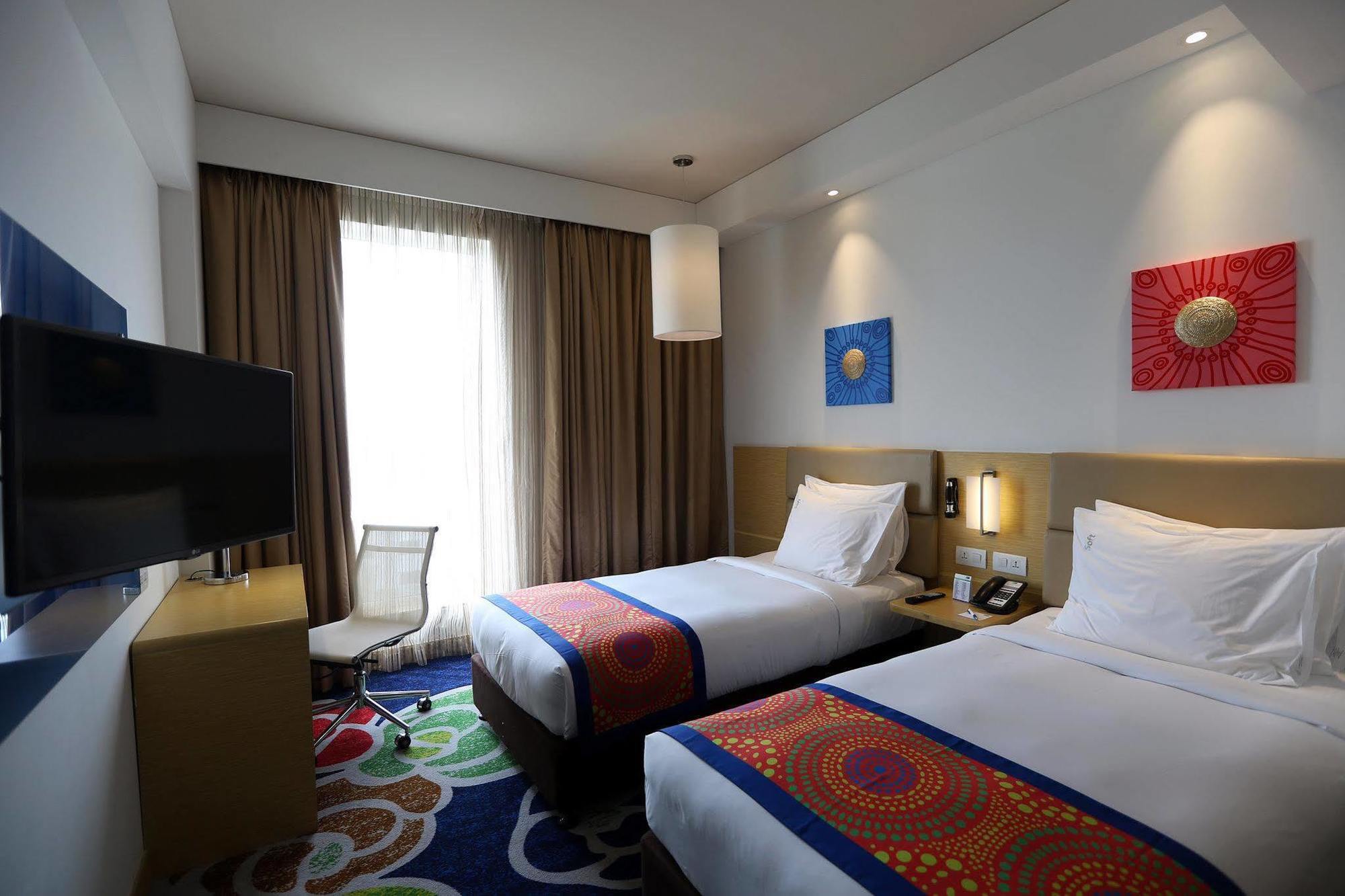 Holiday Inn Express Chennai Old Mahabalipuram Road Exteriér fotografie