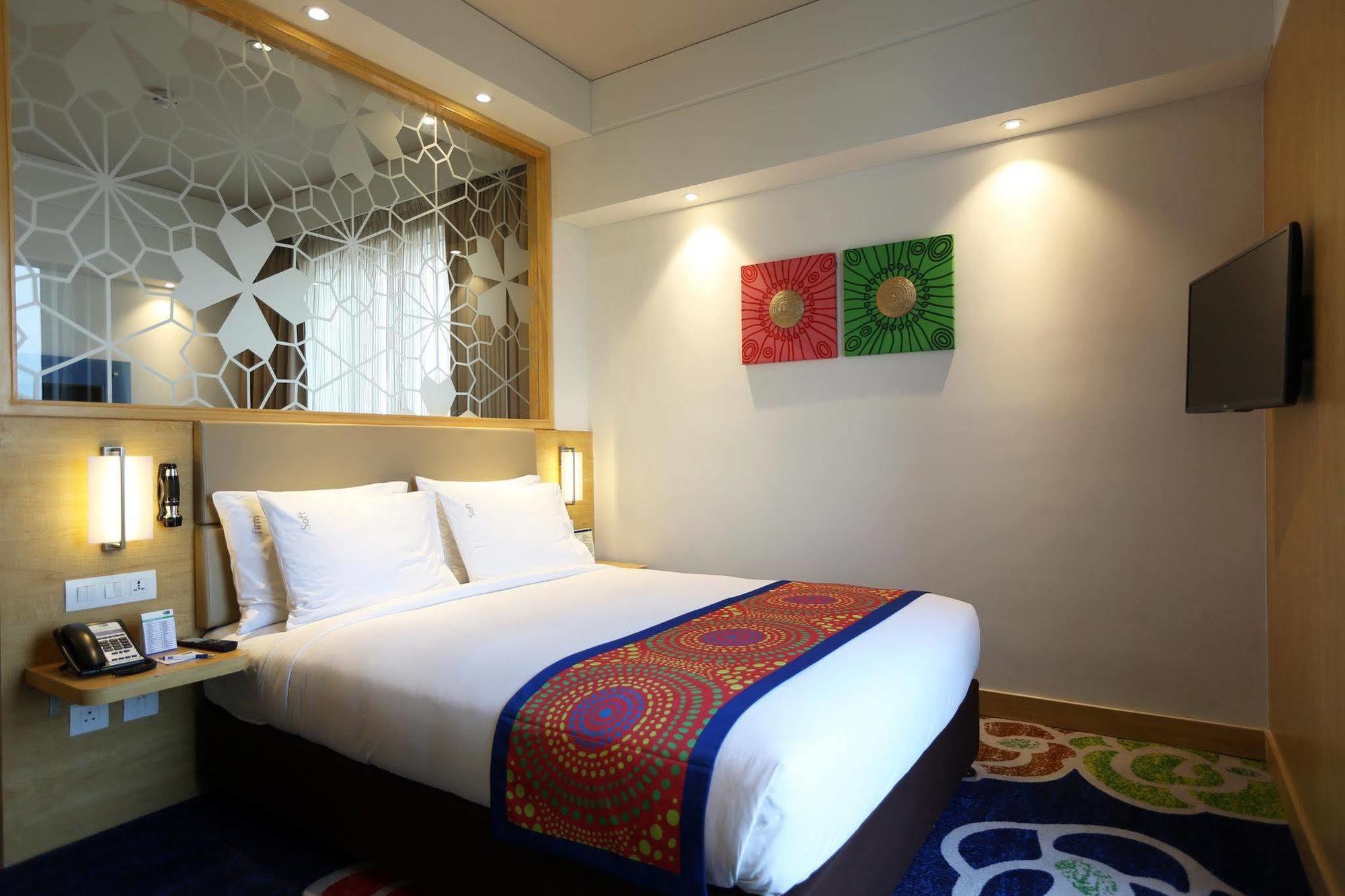 Holiday Inn Express Chennai Old Mahabalipuram Road Exteriér fotografie